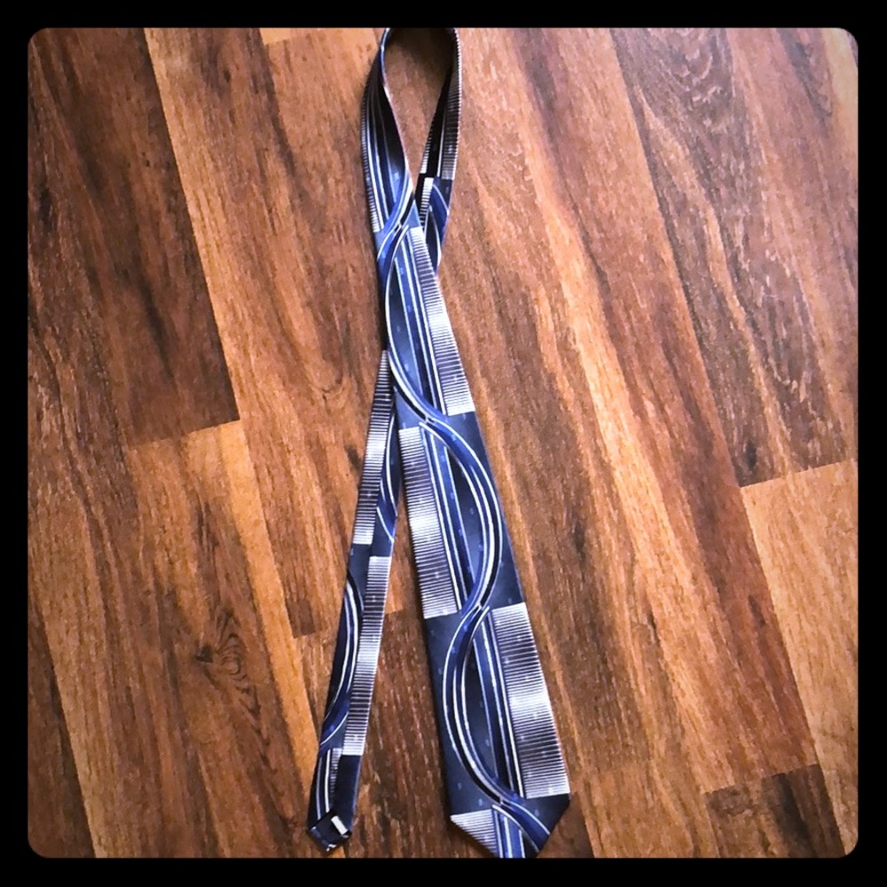 Pierre Cardin tie